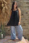 Made in Italy Daisy Crochet Cami Black /19 =